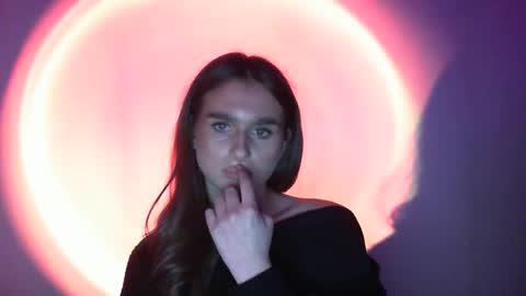 Adele Amore online show from February 15, 2025, 6:33 pm