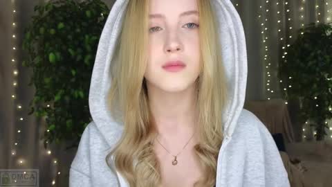 Adele online show from February 16, 2025, 9:48 pm