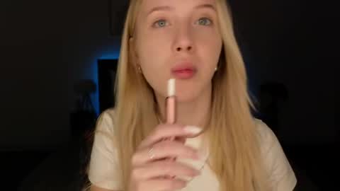 Snapshot of adele_armas chatting on May 3, 2026, 8:48 pm Adele online show from May 3, 2026, 8:48 pm