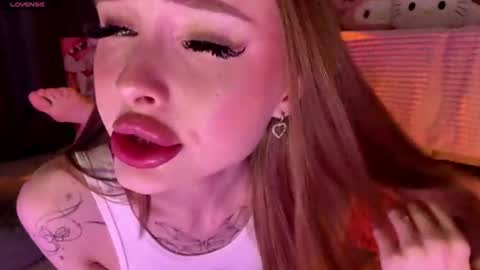 Snapshot of adele_kawaii chatting on July 22, 2026, 9:06 pm Adele online show from July 22, 2026, 9:06 pm