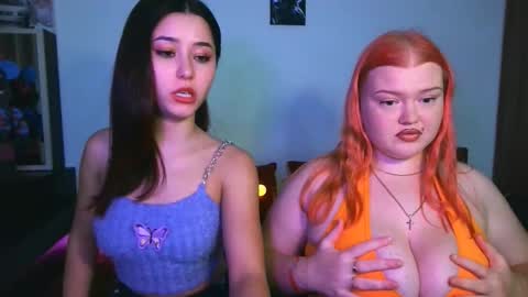 adele_kiara online show from October 22, 2025, 1:28 am