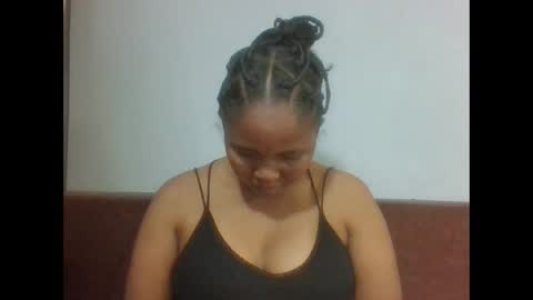 adelealy online show from November 7, 2025, 10:04 am