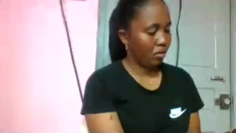 Snapshot of adelealy chatting on July 9, 2026, 6:06 am adelealy online show from July 9, 2026, 6:06 am
