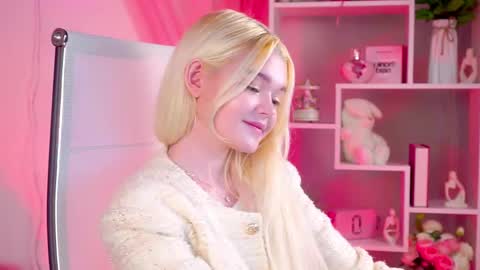 Snapshot of adelecartier chatting on April 13, 2026, 2:50 am Adele 2200 -700 1000 UTCGMT 100 online show from April 13, 2026, 2:50 am