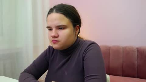 adelecruzz online show from January 17, 2025, 8:13 am