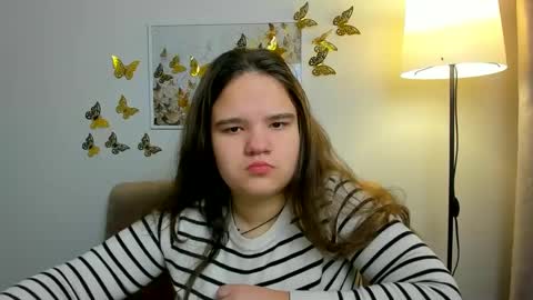 adelecruzz online show from February 16, 2025, 8:10 am