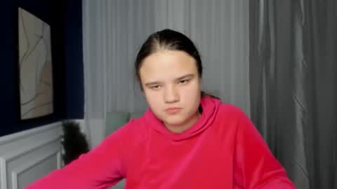 adelecruzz online show from January 7, 2026, 1:02 pm