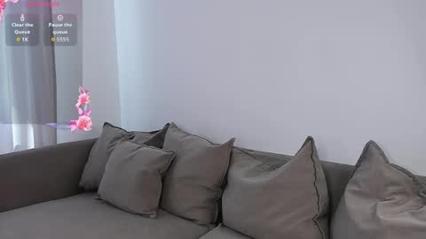 adelexx_zll online show from June 5, 2026, 6:52 am