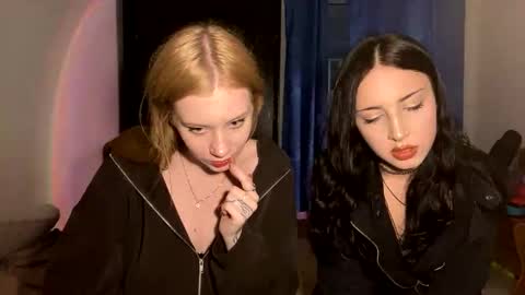 Snapshot of adelin_rr chatting on September 9, 2025, 8:52 pm adelin online show from September 9, 2025, 8:52 pm