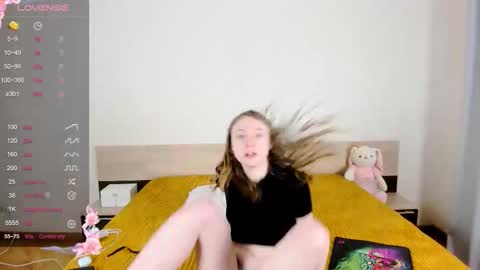Snapshot of adelina_cowell chatting on September 27, 2025, 10:20 am Adelina online show from September 27, 2025, 10:20 am