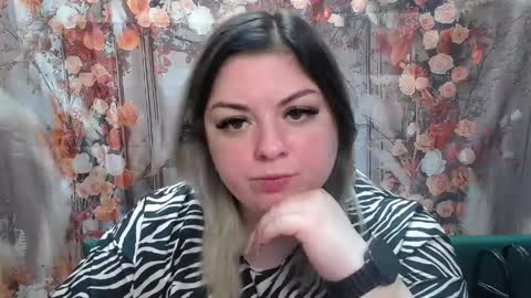 Snapshot of adelinamaster chatting on May 6, 2026, 5:07 pm AdelinaMaster online show from May 6, 2026, 5:07 pm