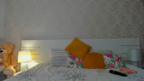 adellegirl online show from February 19, 2025, 4:11 pm