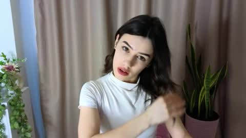 Adellyy online show from March 18, 2026, 10:29 am