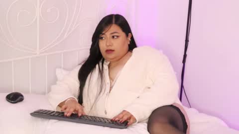 Snapshot of adia_ chatting on January 13, 2025, 8:26 am adia_ online show from January 13, 2025, 8:26 am