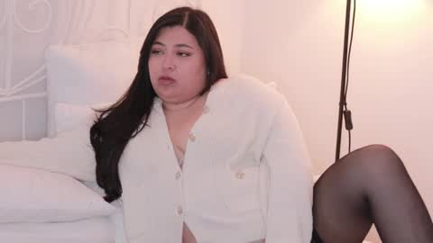 Snapshot of adia_ chatting on February 17, 2025, 2:53 am adia_ online show from February 17, 2025, 2:53 am