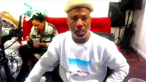 Snapshot of adick_ting chatting on December 29, 2024, 2:52 pm adick_ting online show from December 29, 2024, 2:52 pm