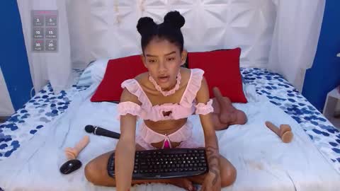 adisson_petite1 online show from February 6, 2026, 6:00 pm