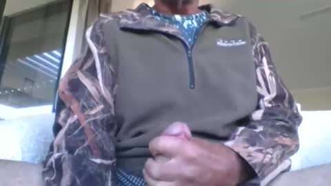 adjustable14 online show from March 3, 2026, 7:42 pm