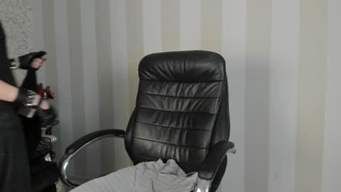 Snapshot of adonbev chatting on March 27, 2026, 5:13 am adonbev online show from March 27, 2026, 5:13 am