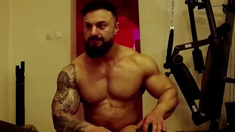 Adonis online show from December 4, 2025, 9:23 pm