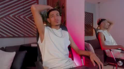 Snapshot of adonis_wb chatting on September 12, 2025, 7:58 pm adonis_wb online show from September 12, 2025, 7:58 pm