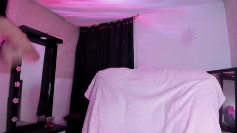 Stormi online show from January 18, 2025, 11:55 pm