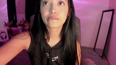 Stormi online show from February 25, 2025, 1:20 am