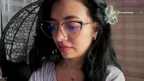 Snapshot of adorabolt chatting on May 4, 2026, 5:09 pm Stormi online show from May 4, 2026, 5:09 pm