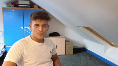 Snapshot of adr_twink chatting on June 7, 2026, 5:27 pm ADR Twink online show from June 7, 2026, 5:27 pm