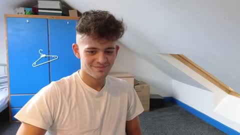 Snapshot of adr_twink chatting on July 25, 2026, 1:52 pm ADR Twink online show from July 25, 2026, 1:52 pm
