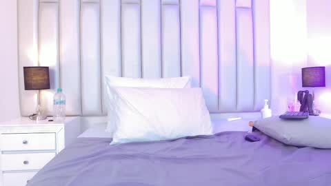 Snapshot of adreeaperez1 chatting on April 10, 2026, 11:42 pm ANDREA PEREZ online show from April 10, 2026, 11:42 pm