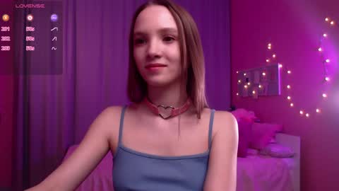 Snapshot of adria_arjona chatting on April 24, 2026, 7:44 am Eva online show from April 24, 2026, 7:44 am