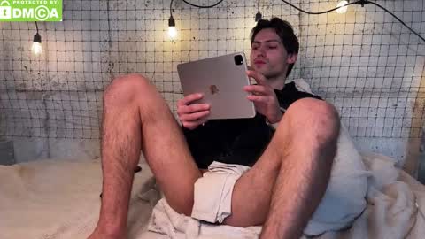 Snapshot of adrian_grey3 chatting on March 14, 2026, 5:13 am Adrian online show from March 14, 2026, 5:13 am