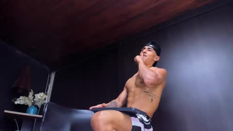   online show from January 21, 2025, 9:36 pm