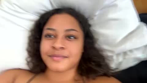 Princess Adri online show from February 18, 2025, 4:59 pm