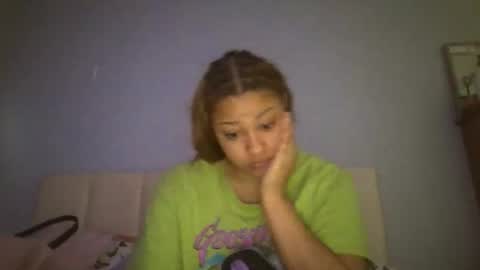 Princess Adri online show from May 6, 2026, 12:43 pm