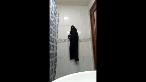 adrianchamonymario12 online show from April 26, 2026, 10:07 pm