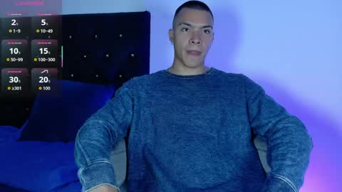 adriel_escalante online show from April 11, 2026, 2:38 am