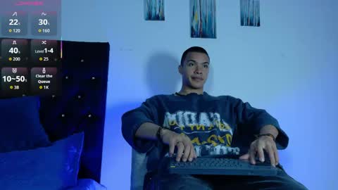 Snapshot of adriel_escalante chatting on April 20, 2026, 2:25 am adriel_escalante online show from April 20, 2026, 2:25 am