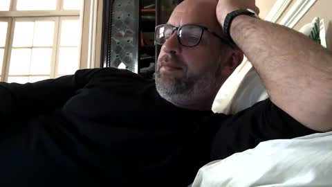 adrienfromparis online show from March 3, 2026, 11:27 am