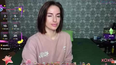 Adriana online show from October 15, 2025, 4:01 am
