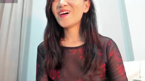 Aenie online show from February 15, 2025, 2:22 pm