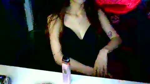 aeal17 online show from January 21, 2025, 7:28 pm