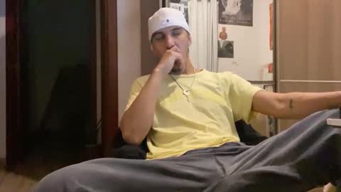 Luci online show from October 14, 2025, 4:35 am