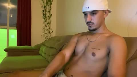 Luci online show from March 9, 2026, 3:32 am