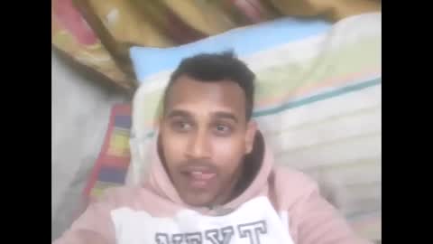 Angel online show from January 2, 2025, 9:11 am