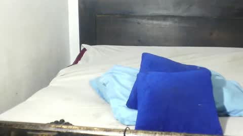 Mia  Friends online show from March 1, 2026, 11:45 am