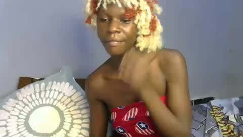 Snapshot of african_berries chatting on December 6, 2024, 12:02 am african berries online show from December 6, 2024, 12:02 am