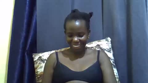 Snapshot of african_goddess22 chatting on February 3, 2026, 9:14 am african_goddess22 online show from February 3, 2026, 9:14 am