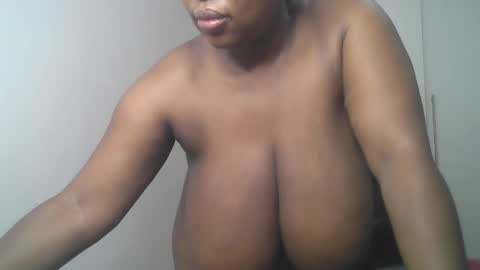 ONLYFAN-Africanbusty online show from March 11, 2025, 2:10 am